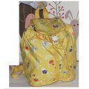 【中古】本物可レスポートサックの女性用鮮やかな黄色字にカラフルな花が全体に施されている軽いナイロン素材の収納力抜群のリュックサック(バックパック) サイズW25...
