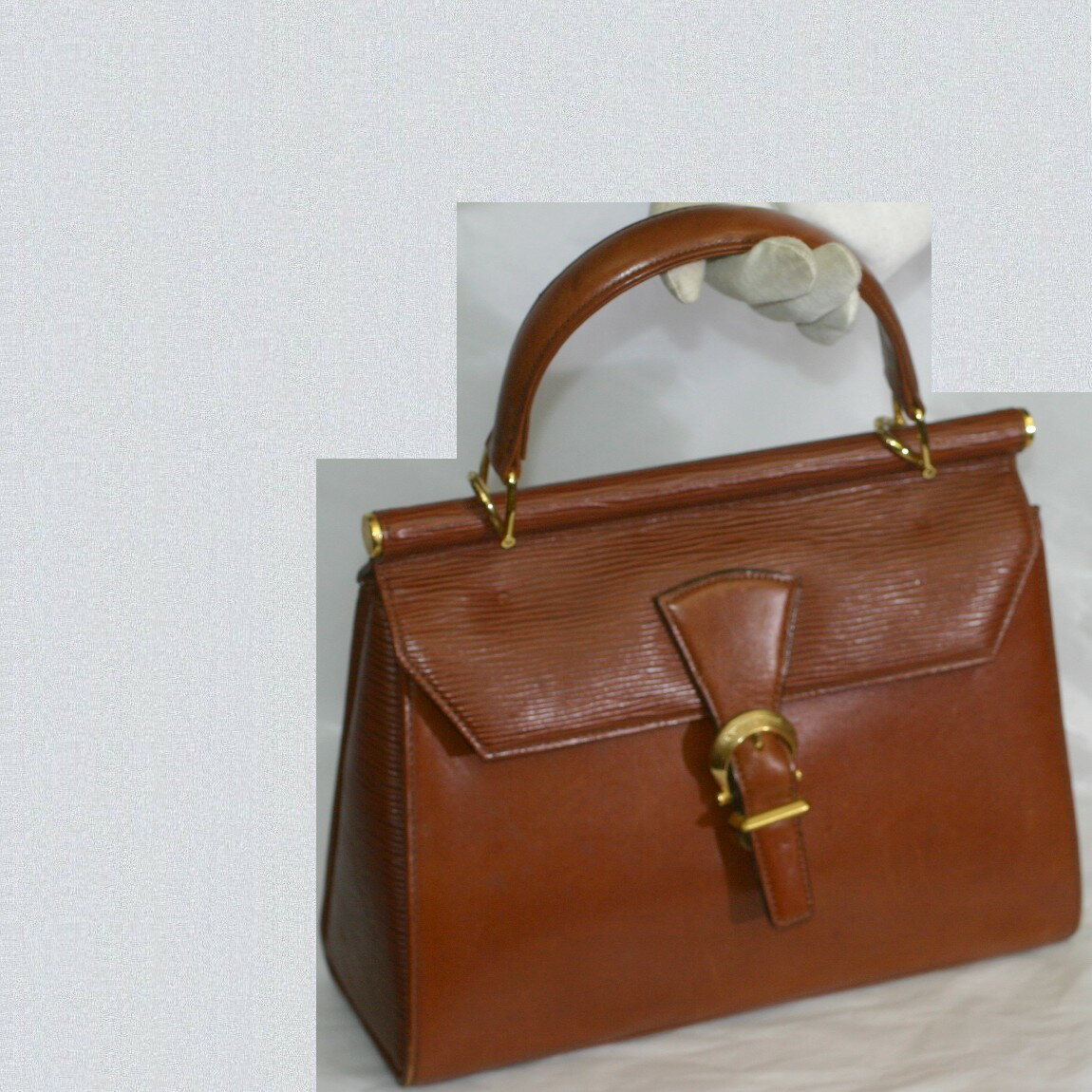 本物綺麗ヴァレンティノガラバーニ女性用ブラウン色革素材ハンドバッグ　サイズW27H20D8,5cm　○SD13-40　(エ)
