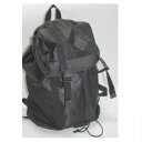 【中古】ほぼ新品黒い軽いナイロン素材の収納力抜群のリュックサック サイズW28H40D20cm ○C15-295-4 保管場所2-07