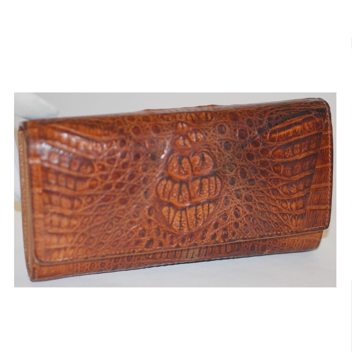 【中古】美品紳士用の茶色カイマンワニ素材ファスナー付長財布 サイズW19H10D3,5cm ○C15-336