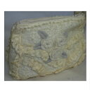【中古】本物HISCHRONEヒスクローネの女性用の正面に3個の花のパッチワーク全体にフリルのついたポーチ サイズW15xH11xD5cm ○C14-272-15 保管場所2-12(4)