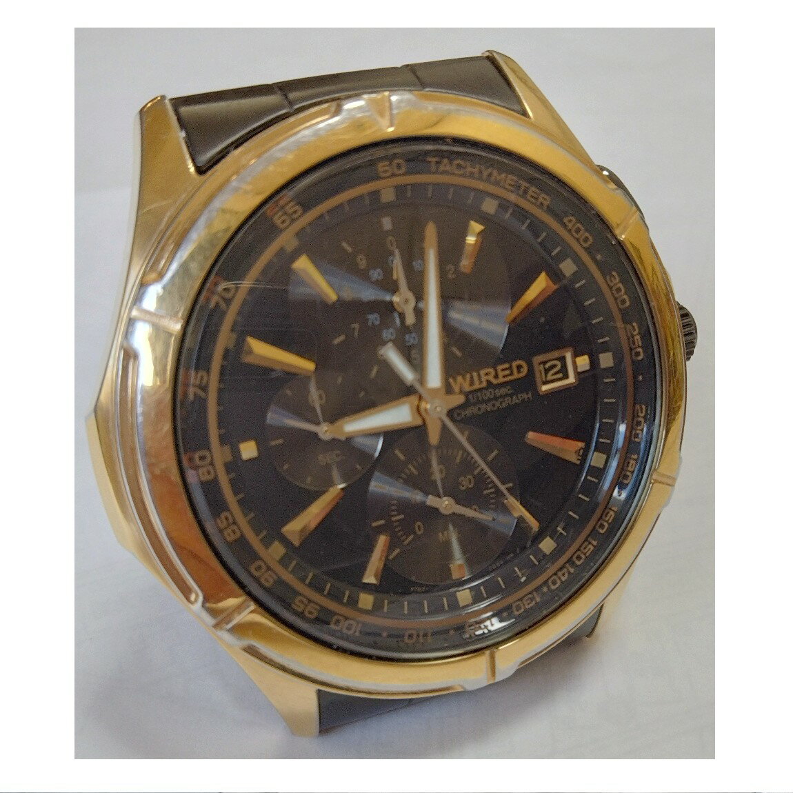 【中古】本物可セイコーの紳士用の黒x金色時計WIREDワイアード7T82　1か月保証付き　〇A12-15　X-12