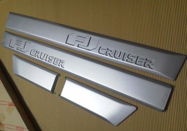 Rakuten - 【トヨタ純正】　サイドプロテクションモール　★FJクルーザー GSJ15W★