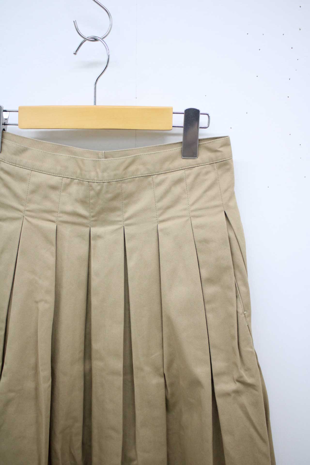 【新規SALE】グランママドーター チノプリーツスカート レディース 1 カーキ【中古】♪ auc-kids2nds-10617011 セカンズ&キッズセカンズ サンプル画像2