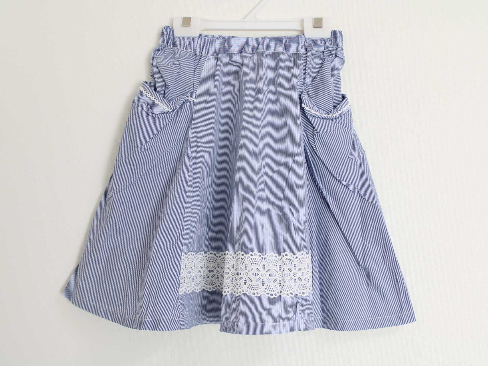 Rakuten - 〓ファミリア/familiar〓130cm スカート 水色×白 【中古】子供服 キッズ kids 女の子 春夏 bottoms 122052