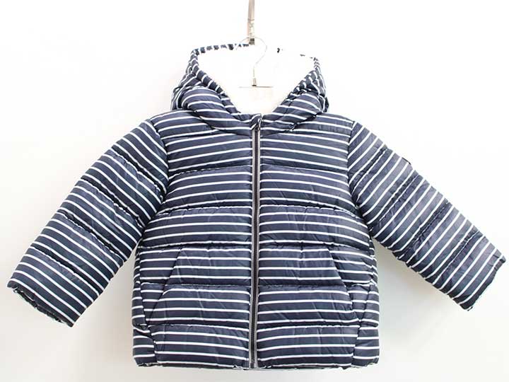【新規SALE!】『プチバトー/PETIT BATEAU』86cm(24m) 中綿ブルゾン/ジャンパー/ブルゾン/アウター 紺×白 【中古】 子供服 キッズ kids ベビー服 baby 男の子 女の子 秋冬 otr 711142