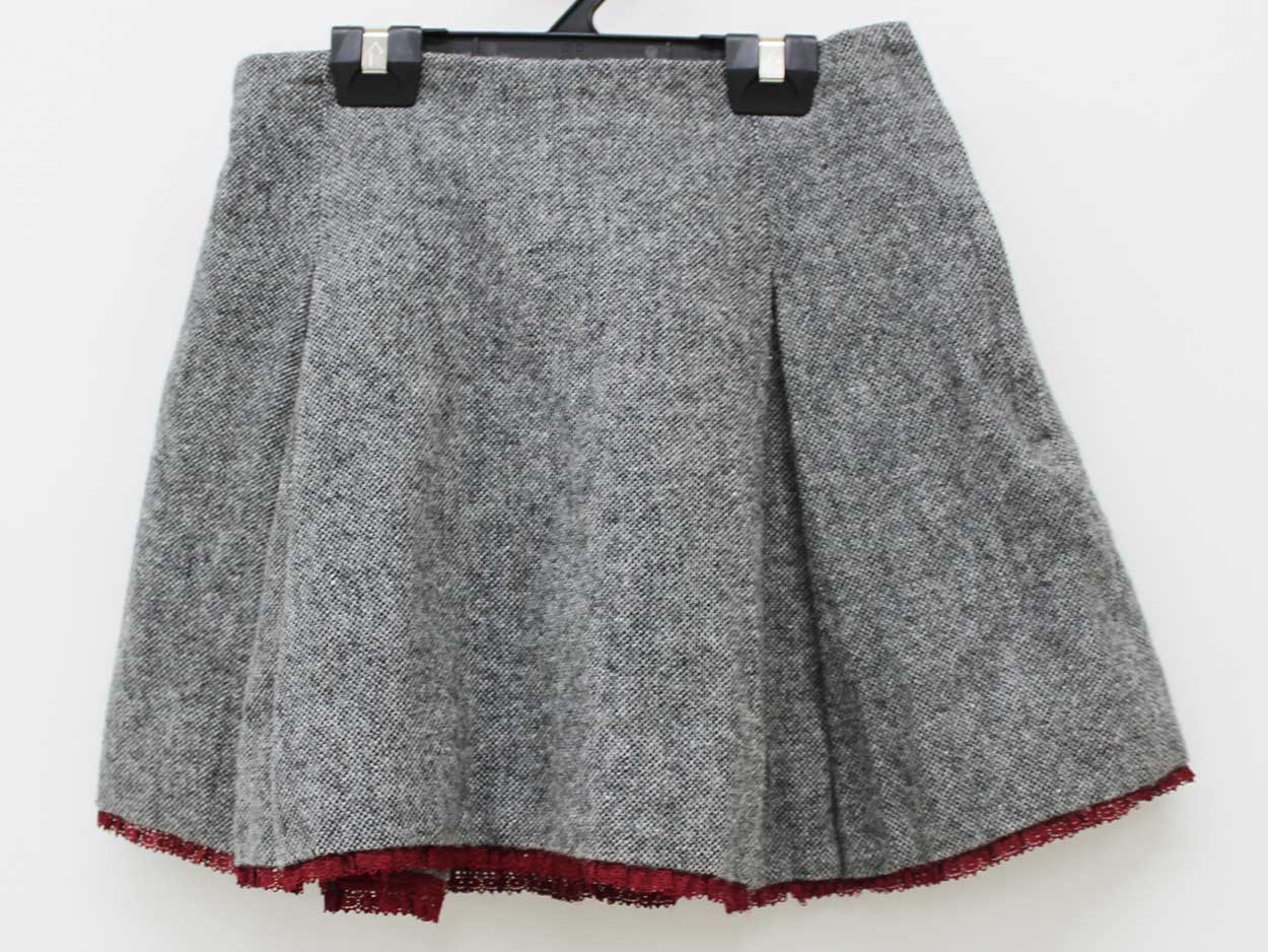 〔ファミリア/familiar〕110cm スカート グレー【中古】子供服 キッズ kids 女の子 秋冬 bottoms 511142