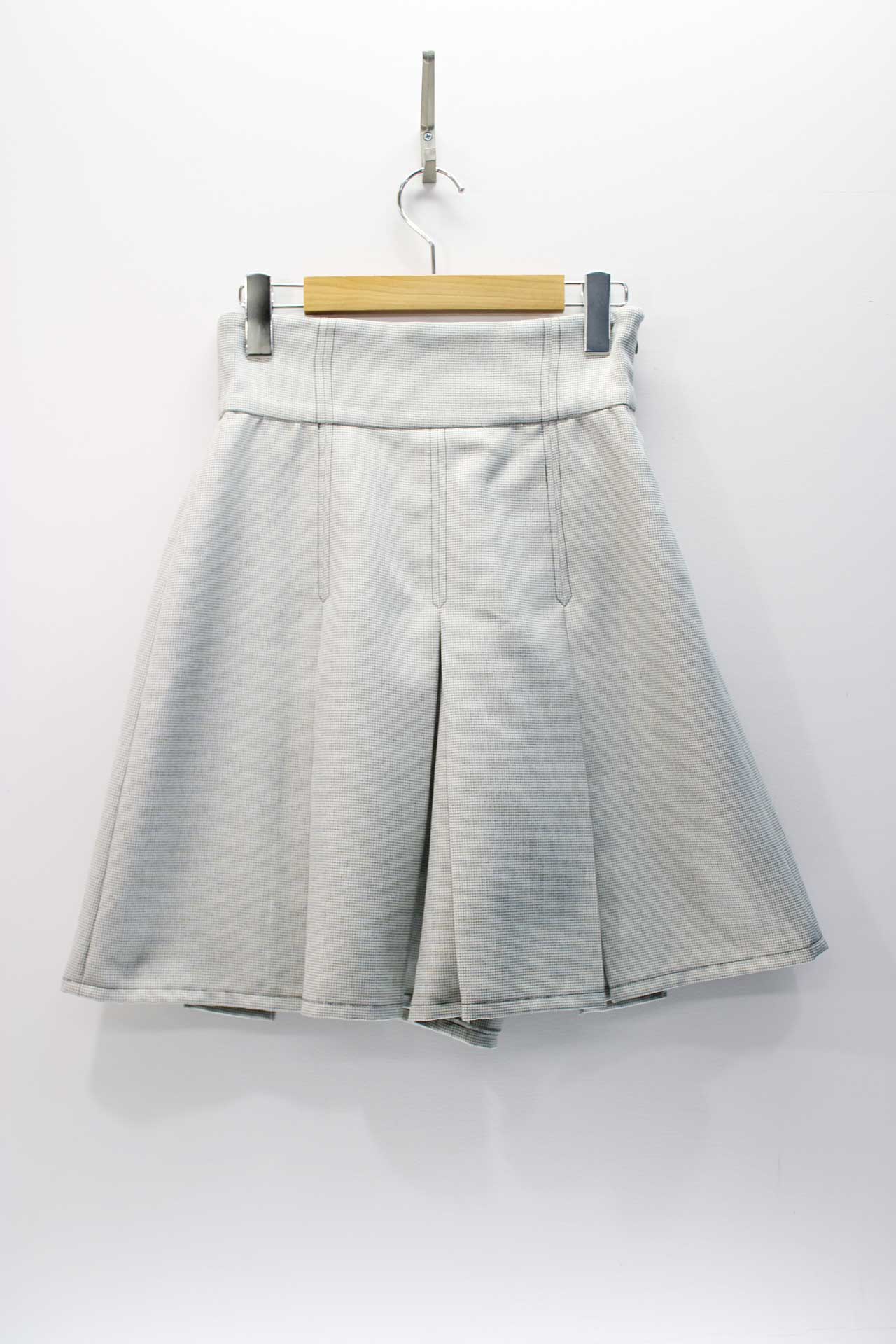 ジルバイジルスチュアート ハイウエストタックミニスカパンツ M レディース グレー【中古】【新入荷】■