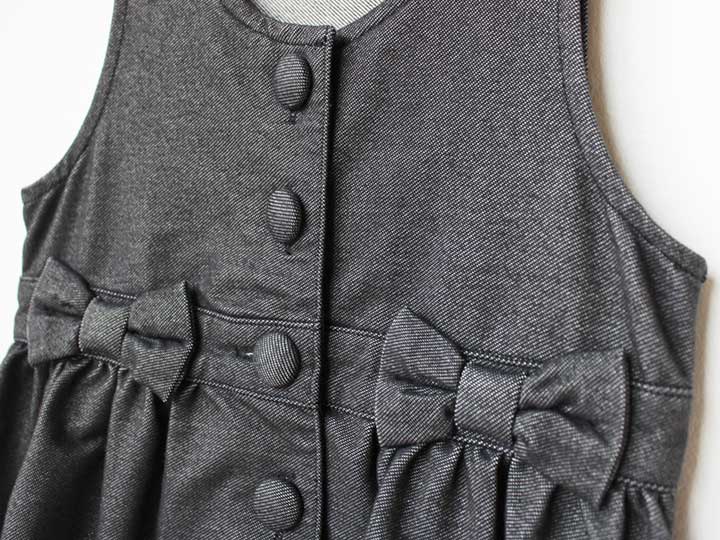 【新規SALE!】ベベ ジャンパースカート 110cm キッズ 女児 紺【中古】★