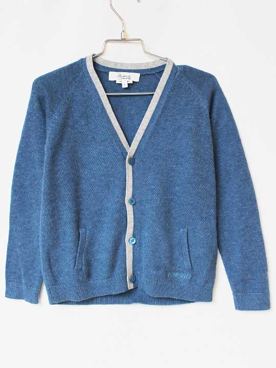 サイズ 116cm(6) 素材 綿70％、ポリ30％ 色 ブルー、グレー 汚れ、ダメージ等 汚れ、色褪せはありません 使用感ランク A 性別 男の子 その他 前中央、ボタンで開閉します ＊使用感ランクは、Cを除き、あくまでも使用感のみ表すランクで、汚れ等は別欄で記載しております。 例）使用感【特A】で【汚れあり】は存在致します。