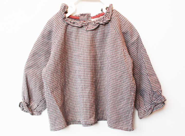 サイズ 80cm(12M) 素材 画像をご参照ください 色 茶、ピンク、アイボリー 汚れ、ダメージ等 汚れやダメージのない綺麗なお品です 使用感ランク A 性別 女の子 その他 背面中央、ボタン留め ラグラン袖 ＊使用感ランクは、Cを除き、あくまでも使用感のみ表すランクで、汚れ等は別欄で記載しております。 例）使用感【特A】で【汚れあり】は存在致します。