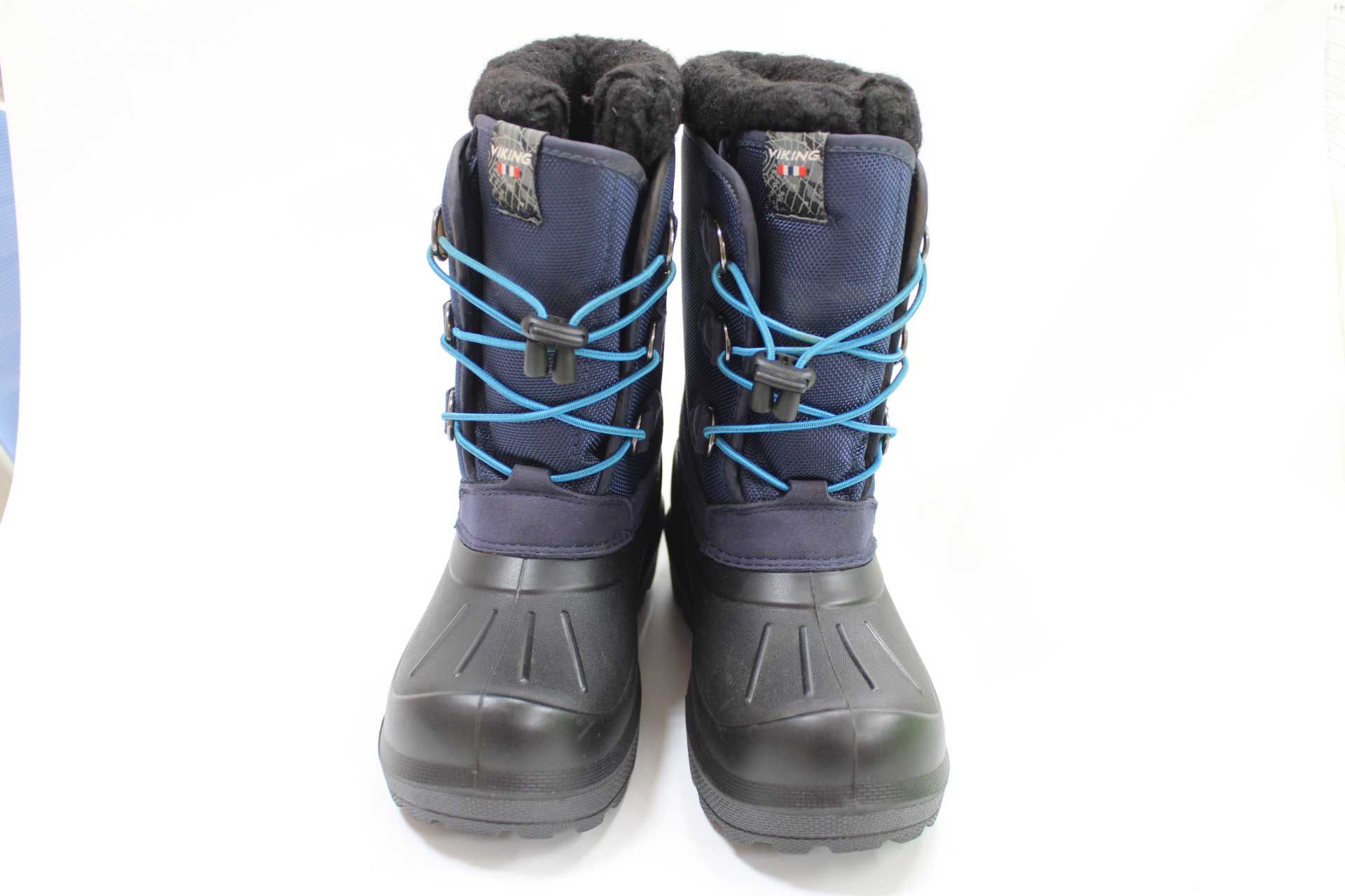 サイズ 20cm 素材 合成繊維 合成皮革 ゴム素材 色 濃紺 汚れ、ダメージ等 目立った傷汚れなし 底減りほぼ無し 使用感ランク A 性別 男児 その他 参考定価￥20,000位 ＊使用感ランクは、Cを除き、あくまでも使用感のみ表すランク...