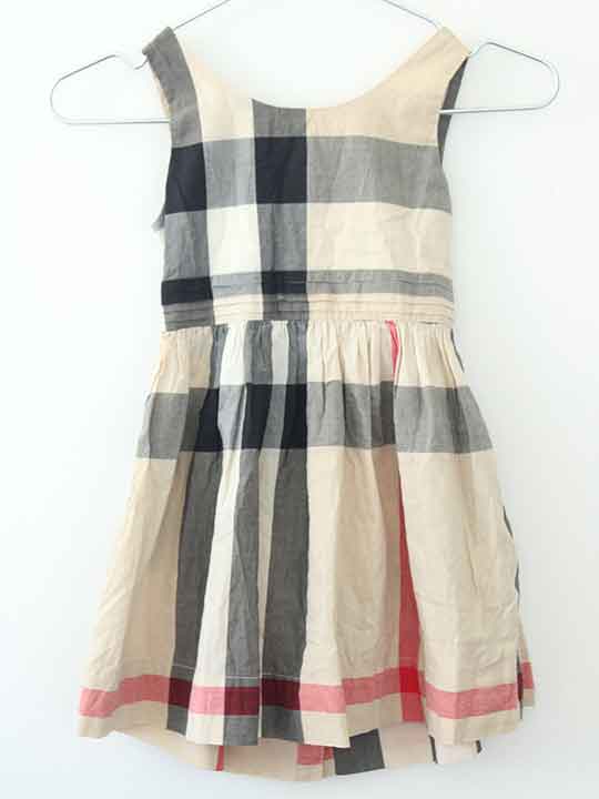 【夏物 新入荷!】†バーバリー/BURBERRY†104cm(4Y) ワンピース/ジャンパースカート/ノースリーブワンピース ベージュ×紺【中古】子供服 キッズ kids 女の子 夏 onepi 715042