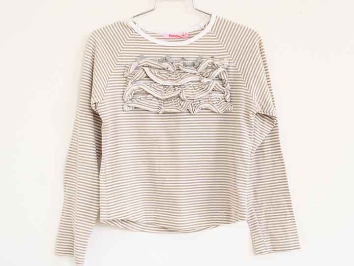 【SALE!】†ファミリア/familiar† 130cm 長袖Tシャツ/長袖カットソー/ロンT ベージュ×白【中古】子供服 キッズ kids 女の子 春秋冬 tops 412052