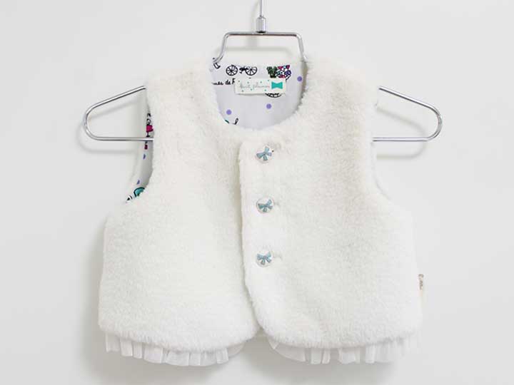 ケーピー ニットプランナー ファーベスト 70‐80cm キッズ 女児 白 【中古】△