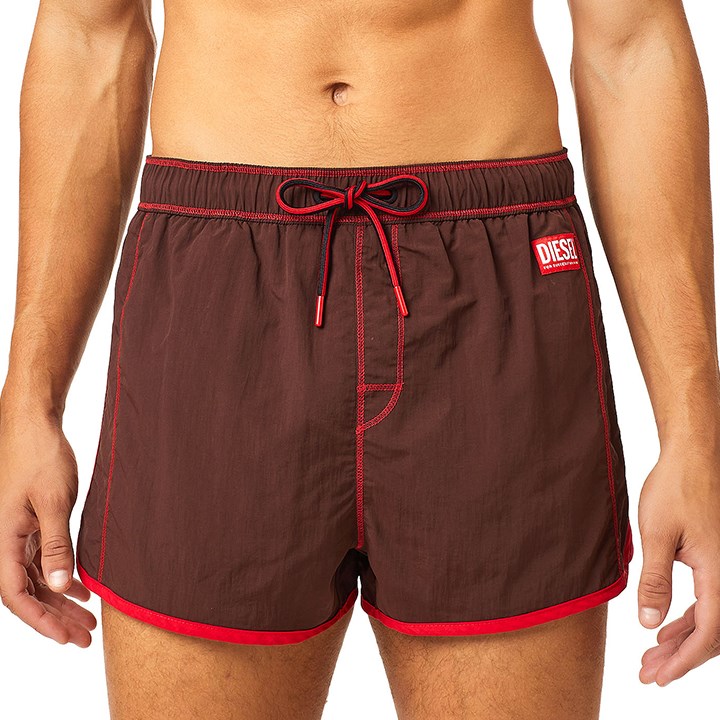 ■DIESEL ディーゼル メンズ■ワンポイントロゴパッチ メンズ水着 ショートトランクス サーフパンツ 海パン ビーチウェア スイムウェア【BMBX-REEF-30】【サイズL】【ブラウン】die-m-c-f4-c6c 《_メーカー希望小売価格17,380円》