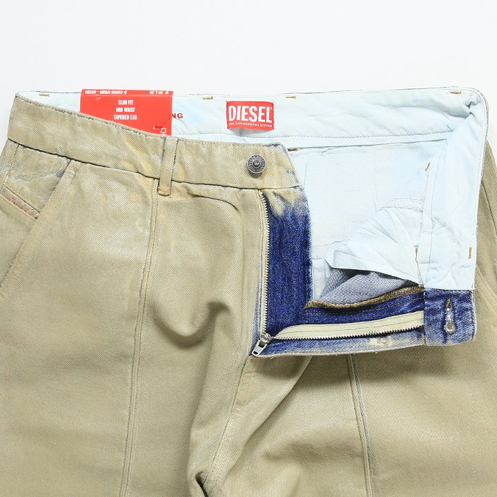 ■DIESEL ディーゼル メンズ■コーティング加工 スリムフィット テーパード ジーンズ デニム パンツ【D-CHINO-WORK】【W34L30】【ベージュ】die-m-p-f8-49j 《メーカー希望小売価格93,500円》