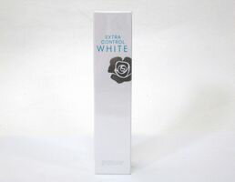 エクストラ コントロールホワイト 20mL 美容液のサムネイル