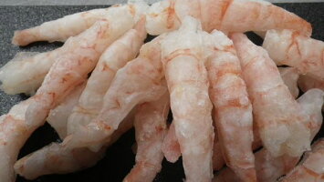 プリプリの食感が魅力なお刺身用甘エビ剥き身