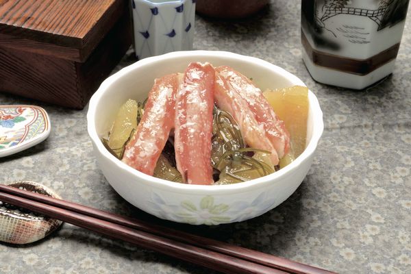 ズワイガニ入り北海松前漬300g〔E〕北港直販・数の子・いか・昆布・カニ・かに・蟹・つぶ・貝