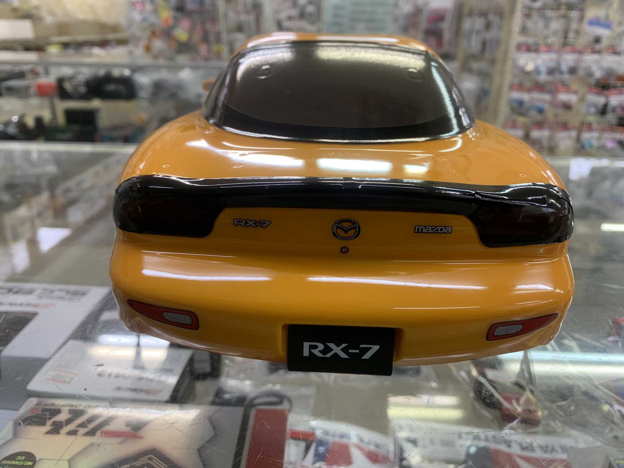 ラジコン天国徳島店のタミヤ 1/10 マツダ RX-7 (FD3S) 塗装済みボディ｜アングル3