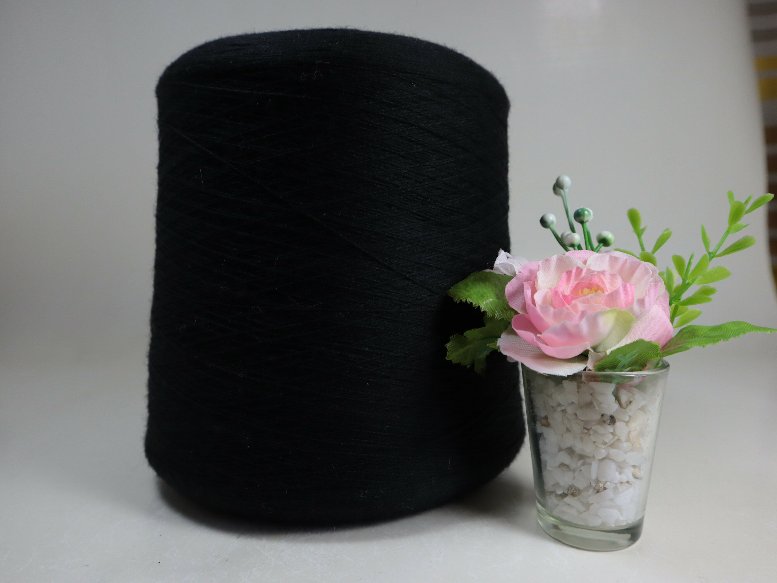 【毛糸】極細　 ブラック