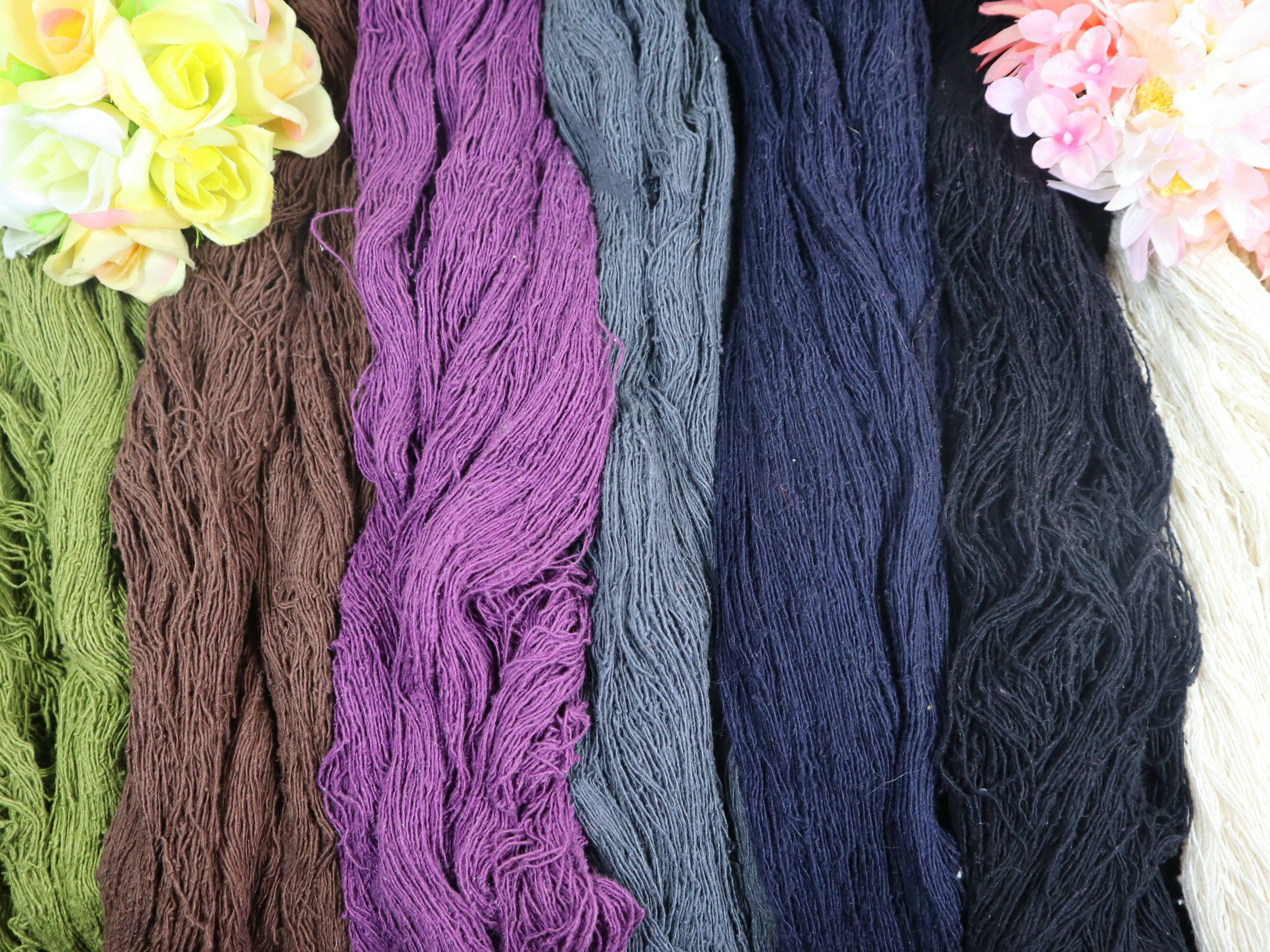 シルク（紬糸）　単糸　　うぐいす