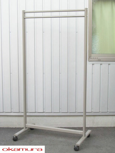 オカムラ コートハンガー 15人用 キャスター付き シルバー 中古