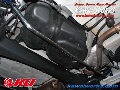 カワイ製作所 リアモノコックバー フィアット 500 / 595 アバルト IM0680-MOR-05【沖縄・離島発送不可】【同梱発送/代引き不可】カワイワークス FIAT 500 / 595 ABARTH