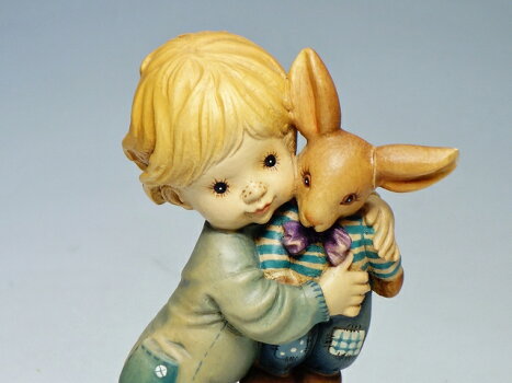 【楽天市場】ANRI アンリ 木製 木彫り人形 SARAH KAY サラ ケイ ウサギの人形と男の子 17.5cm 少年 フィギュリン 置物 インテリア【中古】：くらしのくら楽天市場店