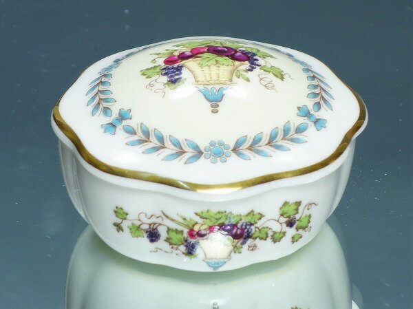 ウェッジウッド WEDGWOOD アップルドア 小物入れ【中古】