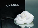 CHANEL シャネル カメリア コサージュ ブローチ ホワイト 白 8.5cm フラワー アクセサリー【中古】