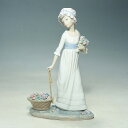 【中古】リヤドロ 人形 LLADRO ワイルドフラワー 野花摘み 28cm 少女 陶花 #5030