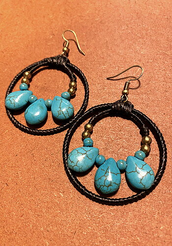 【ネコポスメール便対応】☆2連フープのしずくピアス♪-02-【カラフル】【しずく】【可愛い】【エスニック】【ゆらゆら】【アジアン】【ストーン】【ビビット】【フープ】【ターコイズ】