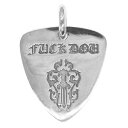 商品情報 ブランド名CHROME HEARTS（クロムハーツ（原本無）） 商品名 GUITAR PICK FUCKYOU ギターピック ペンダント カラーシルバー系 素材シルバー925 実寸サイズ トップ：縦約3.47cm x 横約2.53cm x 厚み約0.13cmチェーン長さ：約73cm 付属品 保存袋　※革紐 状態について 弊社基準より全体的に中古品としての使用感・着用感が見られる商品です。お品によっては汚れ、ダメージなどが見受けられる場合がございます。特記事項をご確認の上お買い求め下さいませ。 特記事項 ※商品の特性上返品交換の出来ないお品となっておりますのでご了承の上でご検討下さい。　　　　　※インボイスは付属しません。ご理解のある方のみご検討下さいませ。　　　　　※シルバー製品特有の使用感、傷、スレ、くすみ、燻などはございます。中古商材にご不安な方、完璧な商品状態をお求めの方はお控え下さい。　　　　　※重量：8.21g 商品状態 NU 新古品(特別な記載が無い商品については店頭展示品 SS 未着用・もしくは数回のみ着用の新品同様の商品 S 数回程度の着用感・使用感のほとんど見られない商品 A 着用感のさほど感じられない状態の良好な商品 B 若干の使用感があり商品によっては若干のダメージがある商品 C 目立つ着用感・ダメージ・汚れ等がある商品 >>同じブランドの商品を見る >>同じカテゴリの商品を見る 商品管理番号：4c09613gg0112wi30必ずお読み下さい 当店の商品は、全て中古品となっております。一部「新古品」「未使用」などの記載のある商品がございますが、ほとんどの商品が一般のお客様からお買取りしたお品物でございますので、保管状態等により新品同様の品質で無い場合もございます。 可能な限り詳細な状態を記載出来るよう努めておりますが、中古品の性質上、記載しきれない微細な汚れやダメージがある場合がございます。 貴金属類は、保管時の黒ずみ、くすみ、キズ、等が付いている場合がございます。 衣類やその他商品は保管時の傷擦れ、薄い汚れ、毛羽立ちなどが付いている場合がございます。 指輪・リングはデザインのおおよその中心部分をリング棒で計測していますが誤差がある場合がございます。 付属品欄に記載がない場合は基本的に付属品はございません。画像に写っているものが全てになります。 状態ランクは商品本体の状態を示しております。保存袋や外箱等の付属品の状態は含まれません。 掲載画像はモニター環境により異なって見える場合がございます。