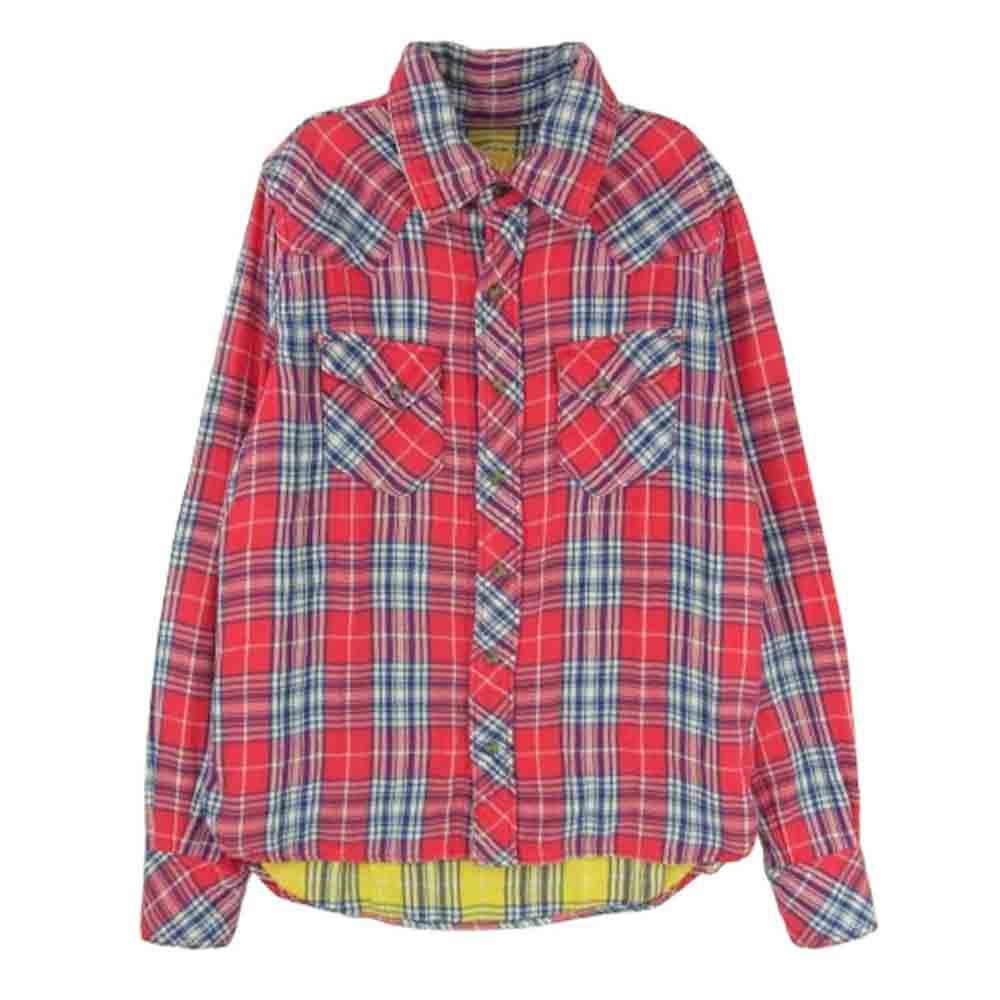 商品情報 ブランド名TMT（ティーエムティー） 商品名 TSH-F1002 チェック柄 ボタンダウン フランネル コットン 長袖 シャツ カラーレッド系 素材コットン/生産国日本 表記サイズS 実寸サイズ 肩幅：約39cm着丈：約67cm身幅：約47cm袖丈：約61cm 付属品 なし 状態について 弊社基準より使用感が少なく、比較的状態の良い中古品で汚れやダメージがほとんどない、またはあってもさほど目立たない、状態の良好な商品です。 特記事項 ※使用に伴う使用感、傷擦れ、素材特有の毛羽立ち、生地アタリ、汚れ、ほつれなどはございます。中古商材にご不安な方、完璧な商品状態をお求めの方はお控え下さい。　 商品状態 NU 新古品(特別な記載が無い商品については店頭展示品 SS 未着用・もしくは数回のみ着用の新品同様の商品 S 数回程度の着用感・使用感のほとんど見られない商品 A 着用感のさほど感じられない状態の良好な商品 B 若干の使用感があり商品によっては若干のダメージがある商品 C 目立つ着用感・ダメージ・汚れ等がある商品 >>同じブランドの商品を見る >>同じカテゴリの商品を見る 商品管理番号：5i05615cg0002ja30必ずお読み下さい 当店の商品は、全て中古品となっております。一部「新古品」「未使用」などの記載のある商品がございますが、ほとんどの商品が一般のお客様からお買取りしたお品物でございますので、保管状態等により新品同様の品質で無い場合もございます。 可能な限り詳細な状態を記載出来るよう努めておりますが、中古品の性質上、記載しきれない微細な汚れやダメージがある場合がございます。 貴金属類は、保管時の黒ずみ、くすみ、キズ、等が付いている場合がございます。 衣類やその他商品は保管時の傷擦れ、薄い汚れ、毛羽立ちなどが付いている場合がございます。 指輪・リングはデザインのおおよその中心部分をリング棒で計測していますが誤差がある場合がございます。 付属品欄に記載がない場合は基本的に付属品はございません。画像に写っているものが全てになります。 状態ランクは商品本体の状態を示しております。保存袋や外箱等の付属品の状態は含まれません。 掲載画像はモニター環境により異なって見える場合がございます。