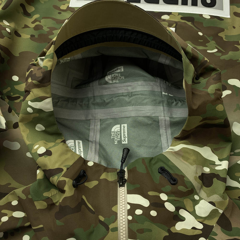 Supreme シュプリーム 22SS NF0A7WUD Summit Series Rescue Mountain Pro Jacket サミット シリーズ レスキュー マウンテン プロ ジャケット カーキ系 L メンズ【古着】【中古】