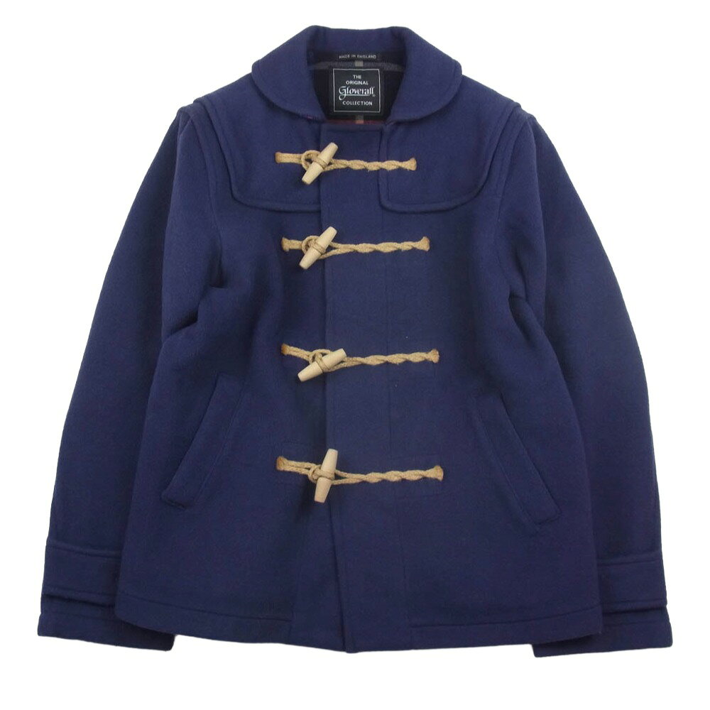 商品情報 ブランド名Gloverall（グローバーオール） 商品名 MO193FJM321 イングランド製 ショート丈 ウール ダッフルコート カラーパープル系 素材ウール/ナイロン/生産国イギリス 表記サイズ03 実寸サイズ 肩幅：約46cm着丈：約70cm身幅：約55cm袖丈：約62cm サイズ・採寸について≫ 付属品 なし 状態について 弊社基準より全体的に中古品としての使用感・着用感が見られる商品です。お品によっては汚れ、ダメージなどが見受けられる場合がございます。特記事項をご確認の上お買い求め下さいませ。 特記事項 ※使用に伴う使用感、傷擦れ、素材特有の毛羽立ち、生地アタリ、汚れ、ほつれなどはございます。中古商材にご不安な方、完璧な商品状態をお求めの方はお控え下さい。　 [外側] 表面：薄汚れ、スレ 商品管理番号 5k14312gg0008ma72 取扱い店舗 LIFE仙台中倉店 商品状態 NU 新古品(特別な記載が無い商品については店頭展示品 SS 未着用・もしくは数回のみ着用の新品同様の商品 S 数回程度の着用感・使用感のほとんど見られない商品 A 着用感のさほど感じられない状態の良好な商品 B 若干の使用感があり商品によっては若干のダメージがある商品 C 目立つ着用感・ダメージ・汚れ等がある商品 >>同じブランドの商品を見る >>同じカテゴリの商品を見る 商品管理番号：5k14312gg0008ma72必ずお読み下さい 当店の商品は、全て中古品となっております。一部「新古品」「未使用」などの記載のある商品がございますが、ほとんどの商品が一般のお客様からお買取りしたお品物でございますので、保管状態等により新品同様の品質で無い場合もございます。 可能な限り詳細な状態を記載出来るよう努めておりますが、中古品の性質上、記載しきれない微細な汚れやダメージがある場合がございます。 貴金属類は、保管時の黒ずみ、くすみ、キズ、等が付いている場合がございます。 衣類やその他商品は保管時の傷擦れ、薄い汚れ、毛羽立ちなどが付いている場合がございます。 指輪・リングはデザインのおおよその中心部分をリング棒で計測していますが誤差がある場合がございます。 付属品欄に記載がない場合は基本的に付属品はございません。画像に写っているものが全てになります。 状態ランクは商品本体の状態を示しております。保存袋や外箱等の付属品の状態は含まれません。 掲載画像はモニター環境により異なって見える場合がございます。