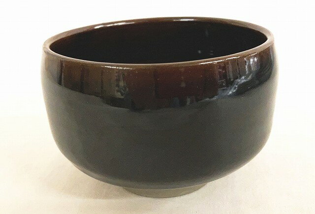 【中古】抹茶茶碗 こげ茶色系 茶道具 共箱なし 未使用に近い美品 NN-14 20240804