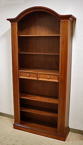 イタリア製 輸入家具 ブックケース 本棚 クラシック リビングスタジオ 直輸入 クラウディオ サオンチェッラ シェルフ 飾り棚 姫系 C2059 家財宅急便送料無料