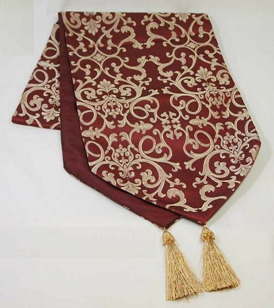 輸入雑貨 テーブルランナー 赤 ジェニファーテイラー Jennifertaylor Poinsettia 180cm テーブルクロス..