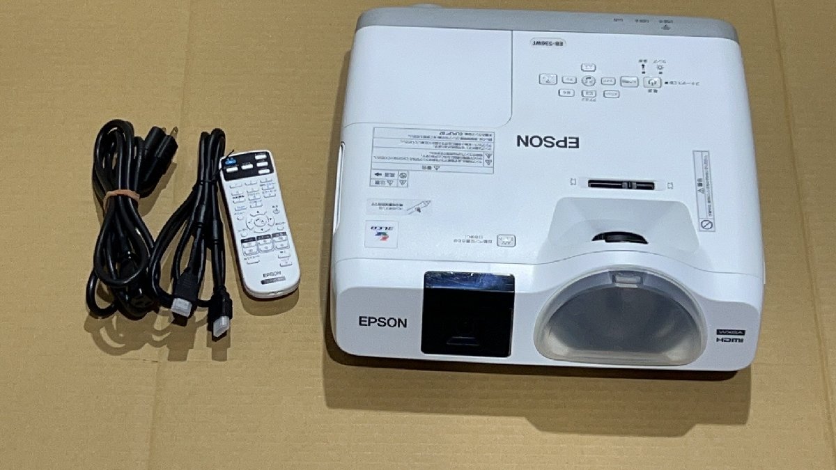 EPSON 超単焦点 プロジェクター EB-536WT 美品 ランプ時間92H EPSON 超単焦点 プロジェクター EB-536WT 美品 ランプ時間92H