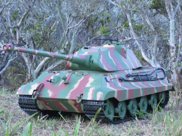 【送料無料】1/16 キングタイガー オプションパーツ2点内蔵 TB【smtb-u】