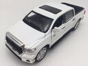 1/32 トヨタ タンドラ 白 ヘッドライト＆テールライト点灯 エンジン音 ミニカー ピックアップトラック SUV プルバック 新品　光る鳴る