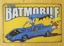 送料無料　バットモービル 金属製　メタルサインプレート　バットマン ロビン　BATMOBILE BATMAN ROBIN DCコミック DC COMIC アメリカンコミック アメコミ ヒーロー　看板　ブリキ　アンティーク　ガレージ　インテリア　広告　店舗備品