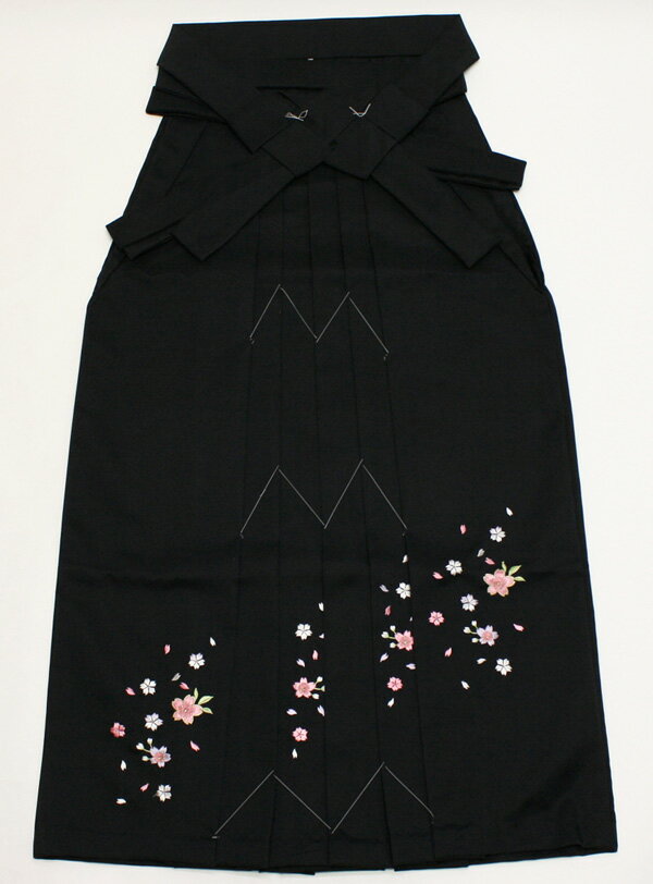 [送料込み]女性袴 刺繍入り 3サイズ 黒