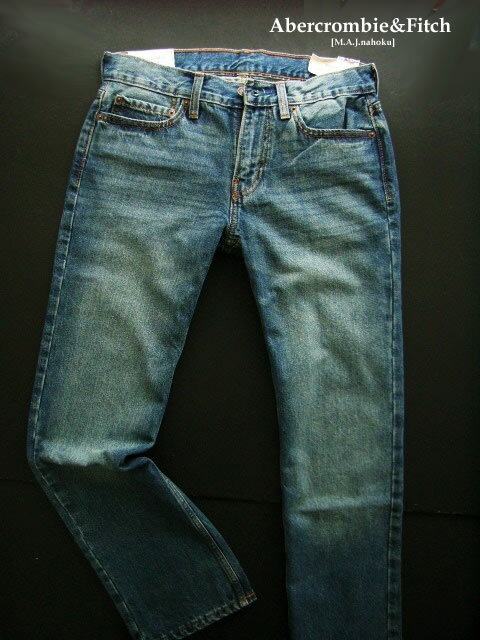 ◆Abercrombie＆Fitch　 MENS　・　ヴィンテージデニムパンツ　CLASSIC STRAIGHT　です。 【カラー】 【サイズ／実寸】 29／30（ウエスト／レングス） 　：ウエスト80cm　ヒップ96cm　全丈96cm　股下74cm　腿幅26cm　裾幅19．5cm 【素材】コットン100％【品質】正規直営店購入・新品未使用タグ付き 【発送】ページ下部に記載。5484新品★Abercrombie&Fitch　アバクロンビー＆フィッチ★ヴィンテージデニム3219 CLASSIC STRAIGHT★29/30★MENS★ 新品・本物★Abercrombie&Fitch　アバクロンビー＆フィッチ★ヴィンテージデニム3219 CLASSIC STRAIGHT★29/30★MENS★タグ付きです。No5484 ● 商品説明 ● ◆アバクロは、ブラピ・ベッカム・ブリトニーなどが愛用している大人気ブランドです。古着っぽさやクールなヴィンテージウォッシュが特徴です。◆商品は現地正規直営店にて当方が直接買い付けている、【正真正銘100％本物】ですのでご安心下さい。 ◆Abercrombie＆Fitch　 MENS　・　ヴィンテージデニムパンツ　CLASSIC STRAIGHT　です。 【カラー】 【サイズ／実寸】 29／30（ウエスト／レングス） 　：ウエスト80cm　ヒップ96cm　全丈96cm　股下74cm　腿幅26cm　裾幅19．5cm 【素材】コットン100％【品質】正規直営店購入・新品未使用タグ付き 【発送】ページ下部に記載。 ● 注意事項 ● ◆写真は同タイプ他のサイズを使用している場合もございます。◆できるだけ商品をお分かりいただけるよう実物に近いカラーを再現できるように心がけておりますが、ブラウザ・環境により若干異なってしまうことがありますのでご了承ください。 ◆ご購入頂く前に営業日カレンダーをご覧下さい。不在でメールのやり取りや発送が出来ない日がある場合は事前に記載させていただくようにしております。 ◆万が一偽物だった場合はもちろん全額返金、いたします。 ◆他にも日本未入荷品（もちろんすべて正規店購入の本物です！）をお取り扱いしております。 ◆この商品は他の店舗でも販売しております。在庫数の更新は随時行っておりますが、お買い上げいただいた商品が、品切れになってしまうこともございます。その場合、キャンセルとさせていただく場合もございますことをあらかじめご了承ください。