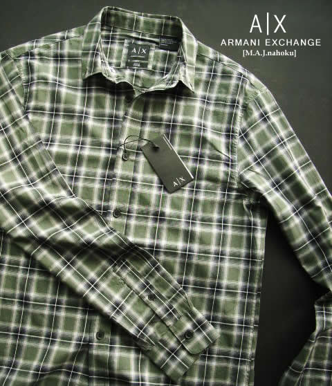 ◆ARMANI EXCHANGE　A|X・MENS　デザインチェックシャツ　REGULAR　　です。 【カラー】カーキ系【サイズ／実寸】 XS：　肩幅44cm　袖丈64cm　着丈72cm　胸囲99cm S：　肩幅45cm　袖丈64cm　着丈73cm　胸囲104cm XL：　肩幅50cm　袖丈69cm　着丈79cm　胸囲123cm 【素材】コットン99％　エラスティン1％ 【品質】正規直営店購入・新品未使用タグ付き【発送】ページ下部に詳細記載。8987-90新品★アルマーニエクスチェンジ★裾ロゴチェックシャツ3115★カーキ系★MENS★ 新品・本物★ARMANI EXCHANGE★A｜X裾ロゴチェックシャツ3115★カーキ系★タグ付きです。No8982－5 ● 商品説明 ● ◆大人気ARMANI EXCHANGE：A|Xのお品です。A|Xはご存じGIORGIOARMANIが1991年から提供するカジュアルブランドで、知名度の高さに、その商品のよさが証明されています。商品には全てCERTIFICATA DI AUTENTICITA（個別商品管理番号）が付いているのもこのブランドの特徴です。新作・新物を随時ご紹介しております。 ◆商品は正規直営店にて当方が直接買い付けている、【正真正銘100％本物】ですのでご安心下さい。 ◆ARMANI EXCHANGE　A|X・MENS　デザインチェックシャツ　REGULAR　　です。 【カラー】カーキ系【サイズ／実寸】 XS：　肩幅44cm　袖丈64cm　着丈72cm　胸囲99cm S：　肩幅45cm　袖丈64cm　着丈73cm　胸囲104cm XL：　肩幅50cm　袖丈69cm　着丈79cm　胸囲123cm 【素材】コットン99％　エラスティン1％ 【品質】正規直営店購入・新品未使用タグ付き【発送】ページ下部に詳細記載。 ● 注意事項 ● ◆写真は同タイプ他のサイズを使用している場合もございます。 ◆できるだけ商品をお分かりいただけるよう実物に近いカラーを再現できるように心がけておりますが、ブラウザ・環境により若干異なってしまうことがありますのでご了承ください。 ◆ご購入頂く前に営業日カレンダーをご覧下さい。不在でメールのやり取りや発送が出来ない日がある場合は事前に記載させていただくようにしております。 ◆万が一偽物だった場合はもちろん全額返金、いたします。 ◆他にも日本未入荷品（もちろんすべて正規店購入の本物です！）をお取り扱いしております。 ◆この商品は他の店舗でも販売しております。在庫数の更新は随時行っておりますが、お買い上げいただいた商品が、品切れになってしまうこともございます。その場合、キャンセルとさせていただく場合もございますことをあらかじめご了承ください。