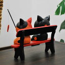 木彫りの置物 釣りを楽しむバリ猫のカップル 画像3