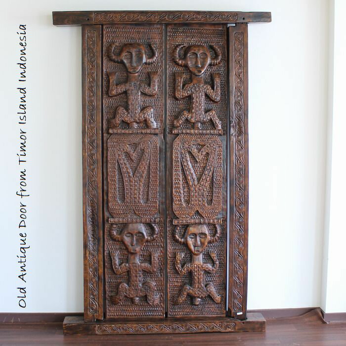 【店舗・法人宛て限定】アンティーク扉 古い扉 インドネシア産 ティモール島 店舗内装 壁面オブジェ 店舗インテリア アジアン家具 バリ家具 内装材 バリ島 扉 門 ドア 152x229cm 大型 :BT-01